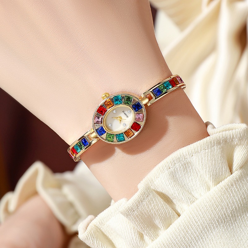 2 Buah Jam Tangan Kuarsa Wanit - Jewels On Watches ulasan dan harga